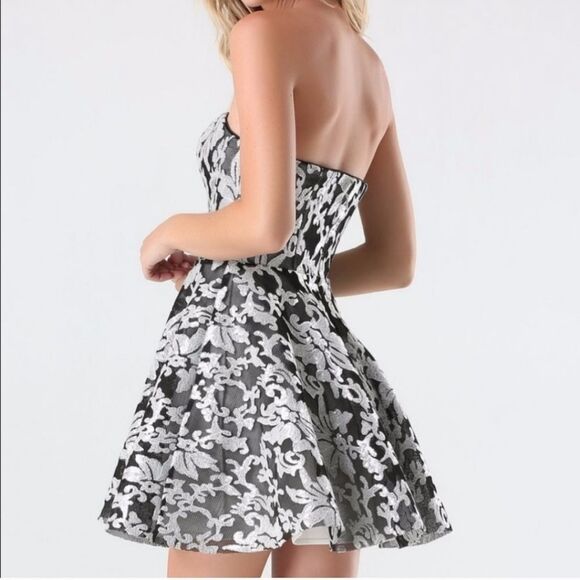 Bebe women's black and white textured sequin fit & flare mini cocktail dress 00 - Picture 4 of 15